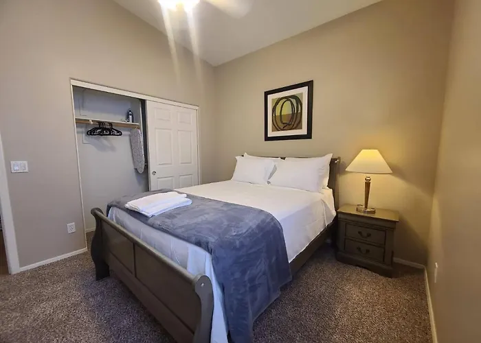 Ii Minutes To Airport And Downtown Phoenix