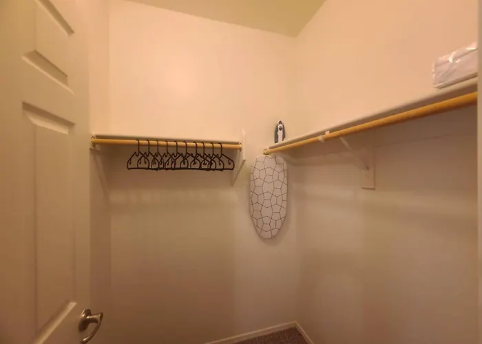 Hotel Ii Minutes To Airport And Downtown Phoenix